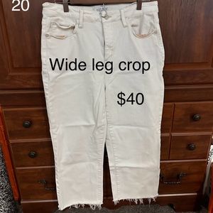 White Judy Blue, wide leg crop size 11